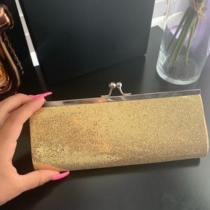 Gold clutch